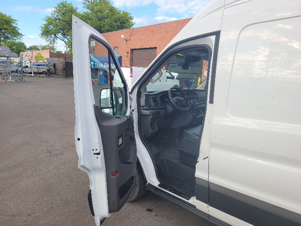 Cargo Van (Panel Van)-Light and Medium Duty Trucks-Ford-2020-Transit 250-La Porte-IN-56,778\n\t\tmiles-$ 33,750 - Image 15