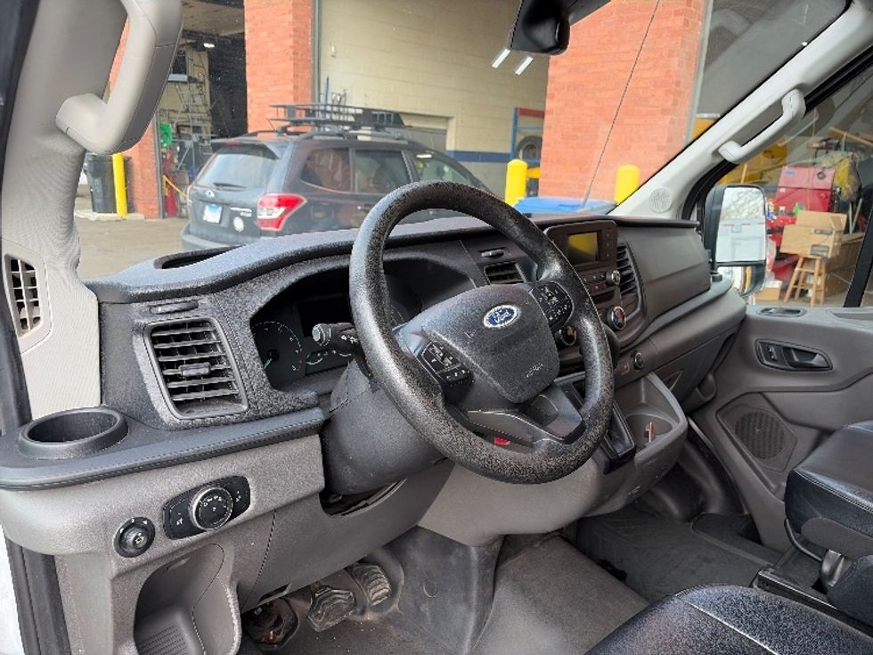 Cargo Van (Panel Van)-Light and Medium Duty Trucks-Ford-2020-Transit 250-La Porte-IN-60,558\n\t\tmiles-$ 34,750 - Image 17