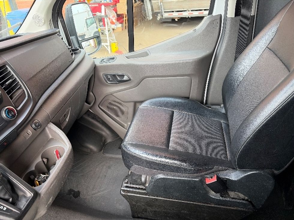 Cargo Van (Panel Van)-Light and Medium Duty Trucks-Ford-2020-Transit 250-La Porte-IN-60,558\n\t\tmiles-$ 34,750 - Image 19