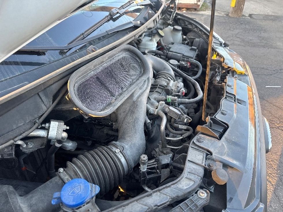 Cargo Van (Panel Van)-Light and Medium Duty Trucks-Ford-2020-Transit 250-La Porte-IN-67,946\n\t\tmiles-$ 33,250 - Image 23