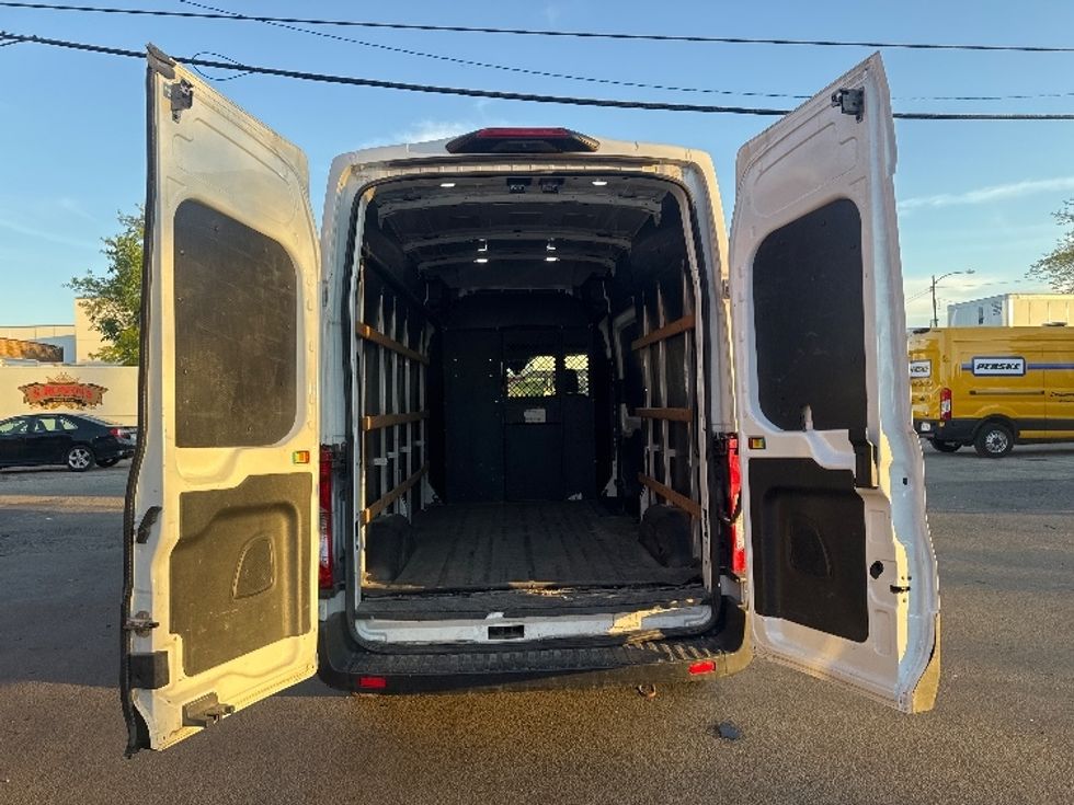 Cargo Van (Panel Van)-Light and Medium Duty Trucks-Ford-2020-Transit 250-La Porte-IN-67,946\n\t\tmiles-$ 33,250 - Image 8