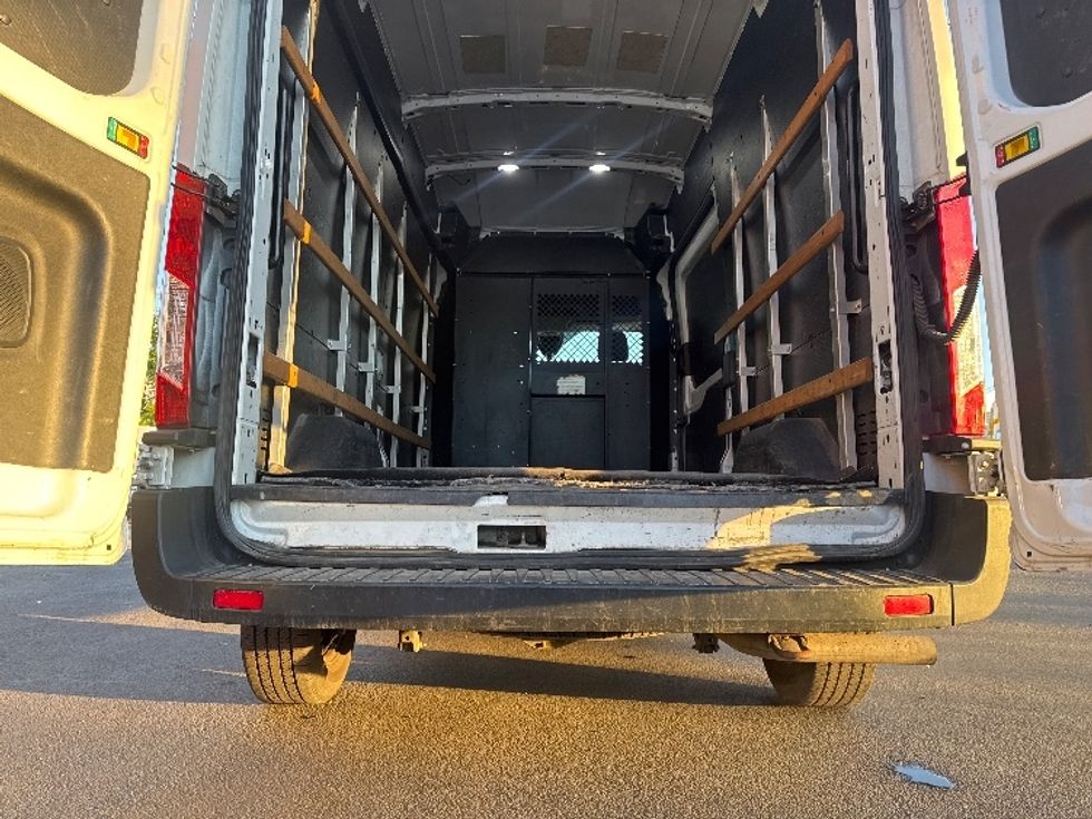 Cargo Van (Panel Van)-Light and Medium Duty Trucks-Ford-2020-Transit 250-La Porte-IN-67,946\n\t\tmiles-$ 33,250 - Image 9