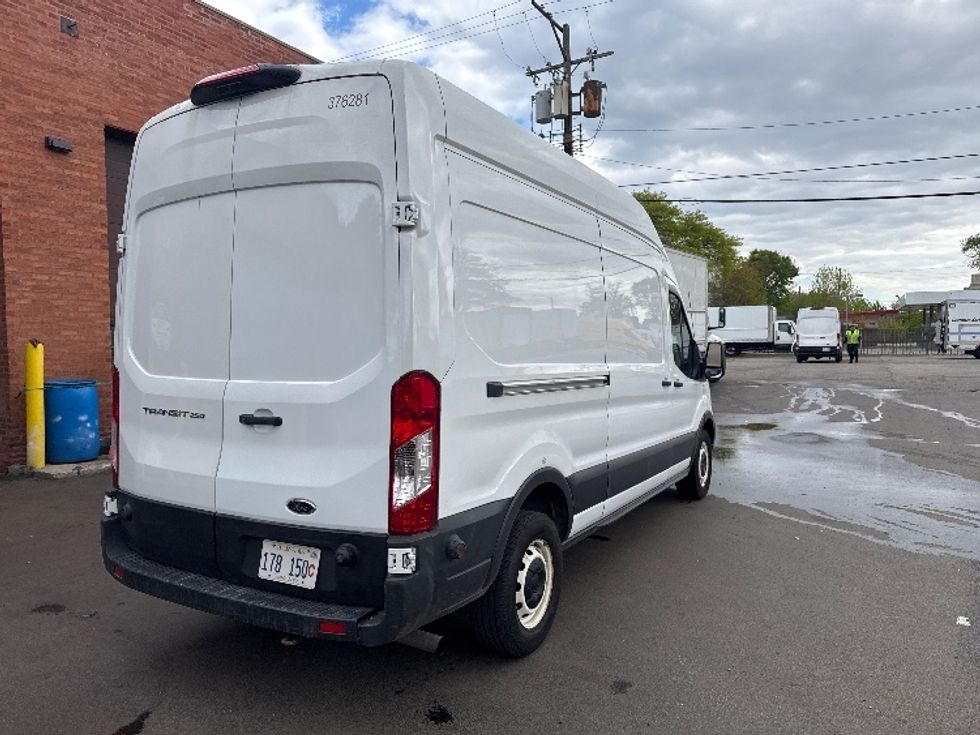 Cargo Van (Panel Van)-Light and Medium Duty Trucks-Ford-2020-Transit 250-La Porte-IN-73,329\n\t\tmiles-$ 32,750 - Image 13