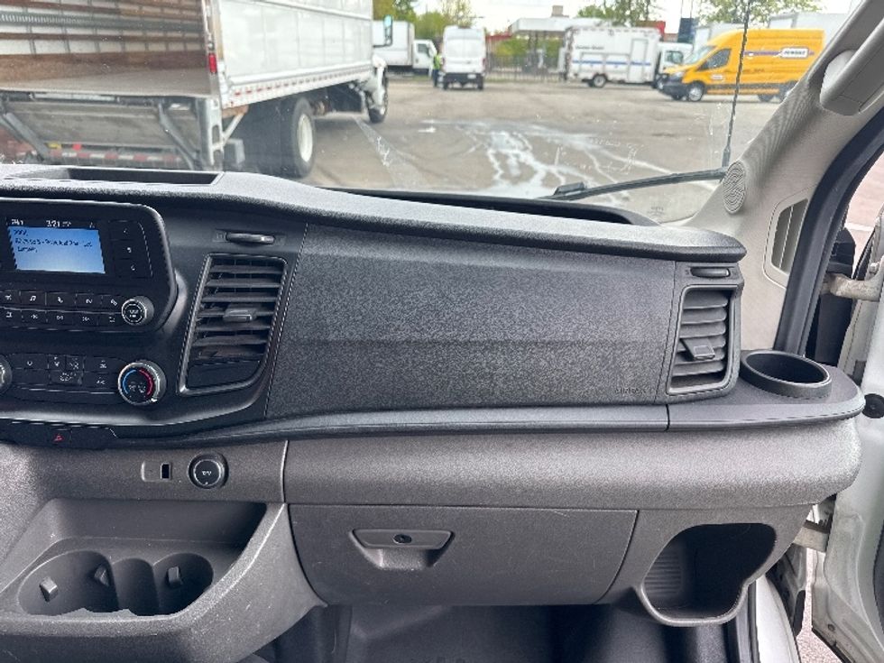 Cargo Van (Panel Van)-Light and Medium Duty Trucks-Ford-2020-Transit 250-La Porte-IN-73,329\n\t\tmiles-$ 32,750 - Image 21