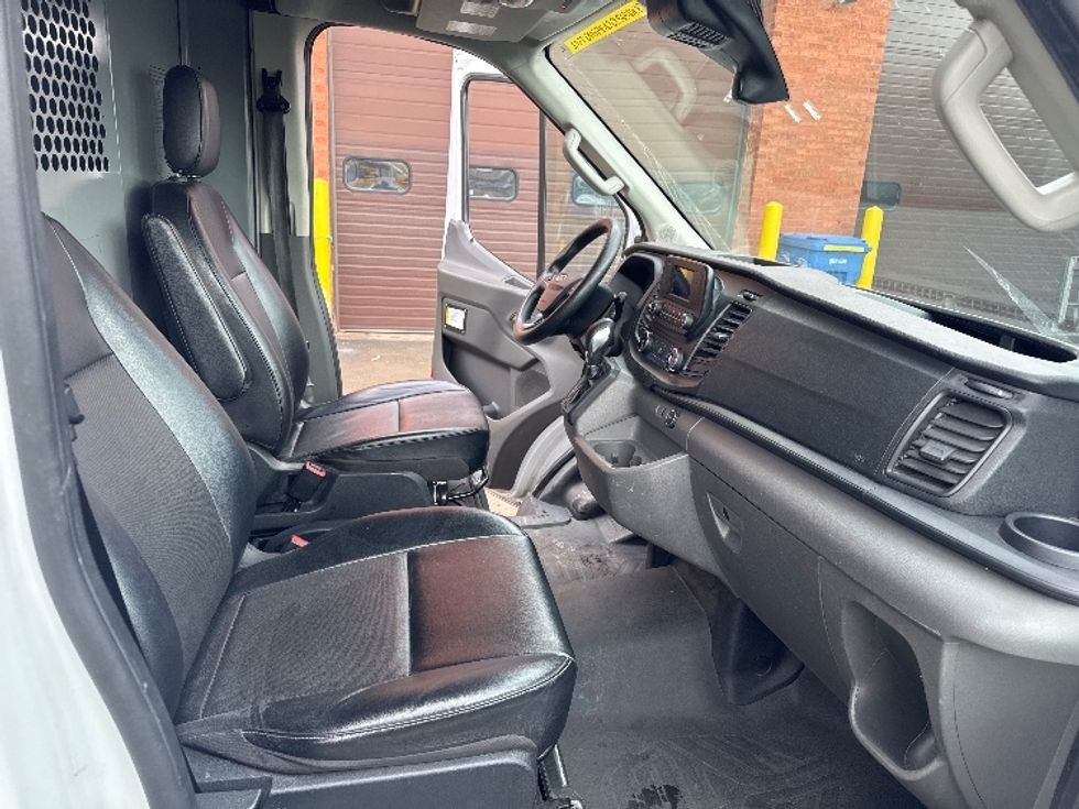 Cargo Van (Panel Van)-Light and Medium Duty Trucks-Ford-2020-Transit 250-La Porte-IN-73,329\n\t\tmiles-$ 32,750 - Image 22