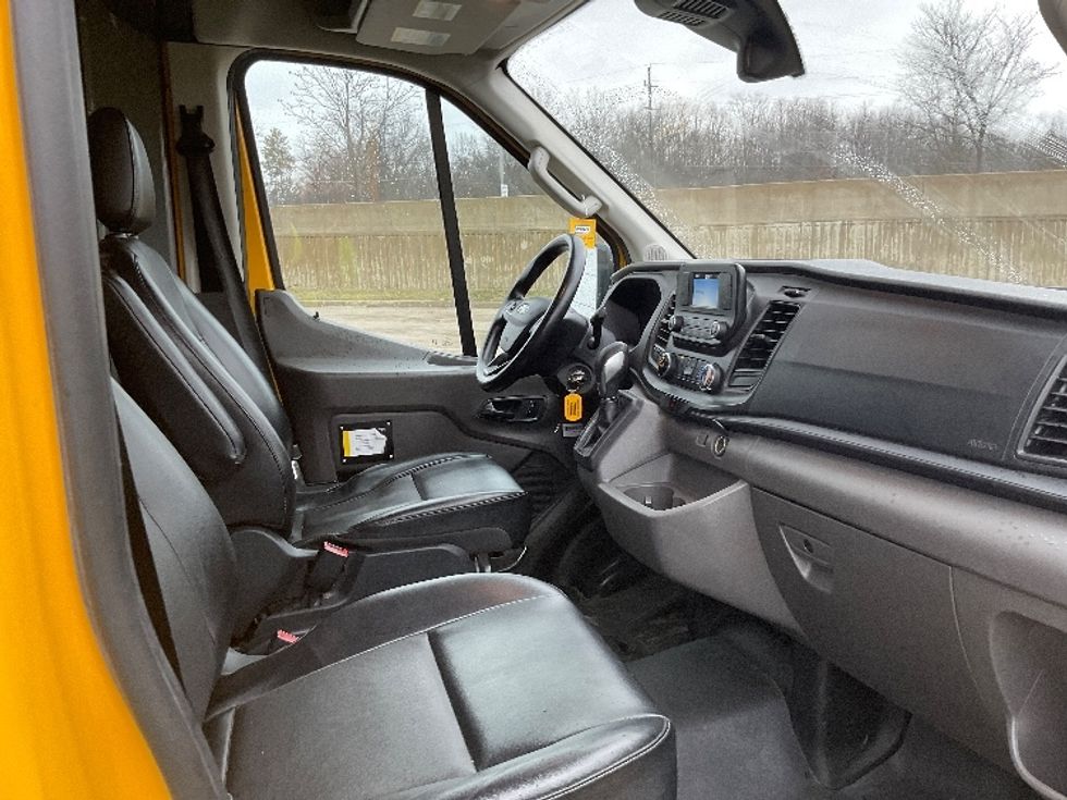 Cargo Van (Panel Van)-Light and Medium Duty Trucks-Ford-2020-Transit 250-La Porte-IN-95,799\n\t\tmiles-$ 26,250 - Image 19
