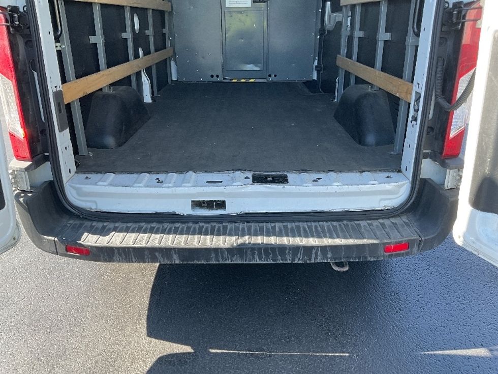 2020 Ford Transit photo 7