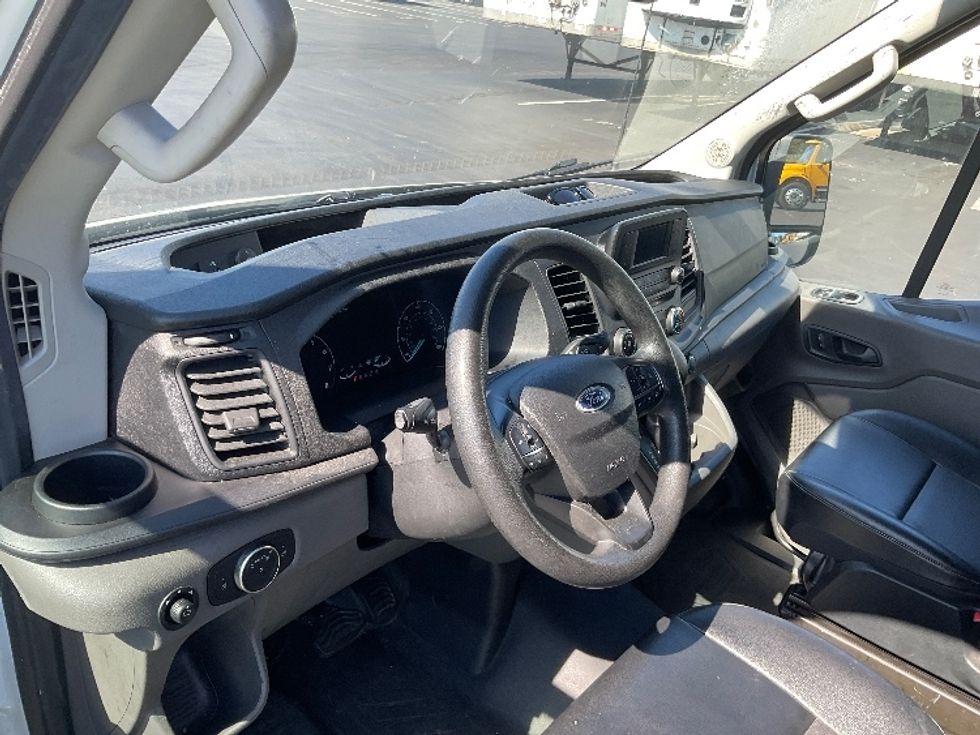 2020 Ford Transit photo 14