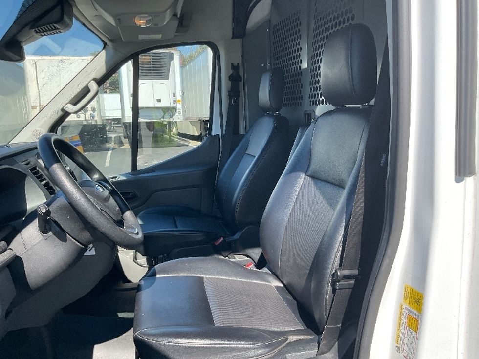 2020 Ford Transit photo 15