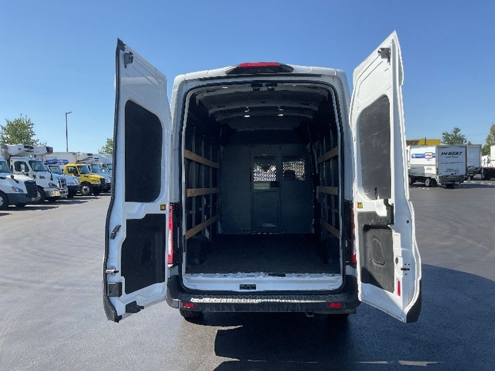 Cargo Van (Panel Van)-Light and Medium Duty Trucks-Ford-2020-Transit 250-Lancaster-PA-79,329\n\t\tmiles-$ 31,250 - Image 9