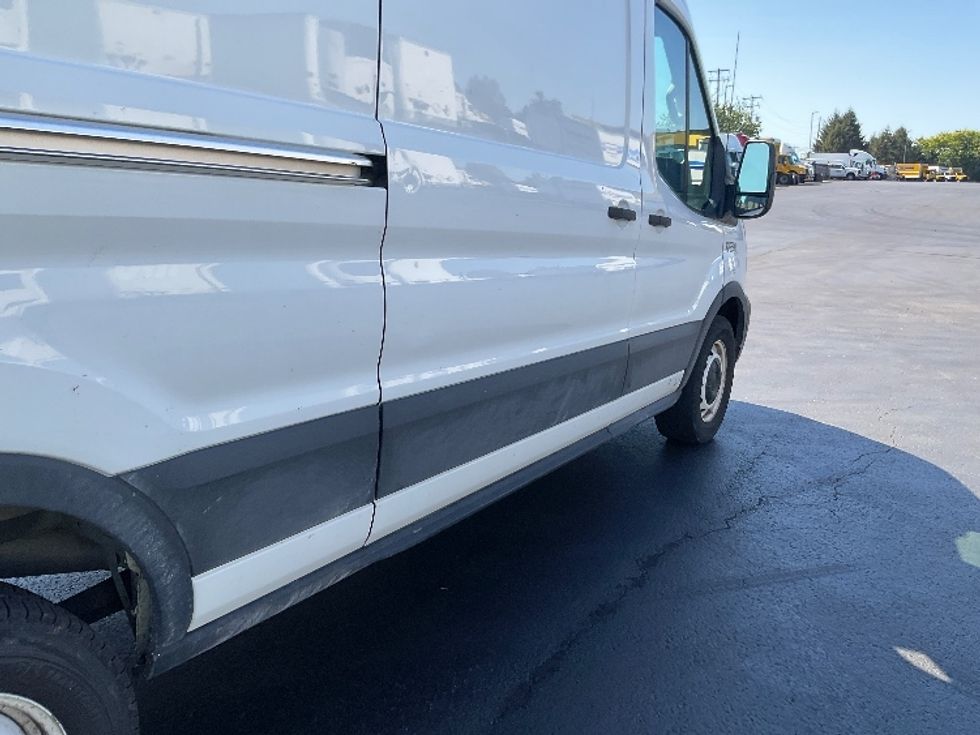 2020 Ford Transit Cargo Van photo 12