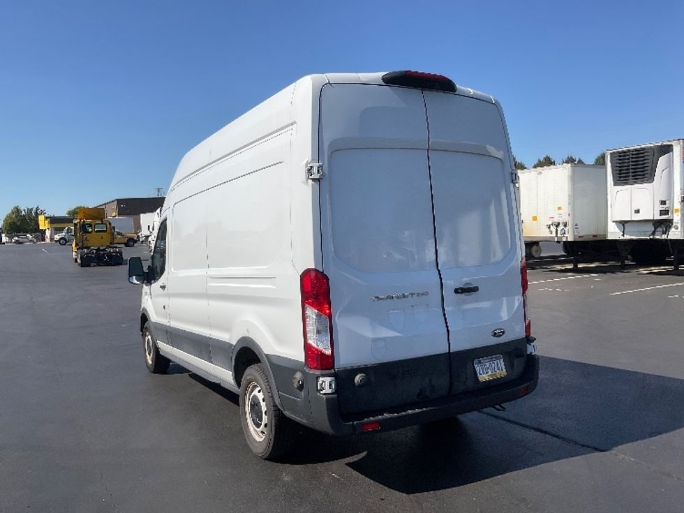 2020 Ford Transit Cargo Van photo 6