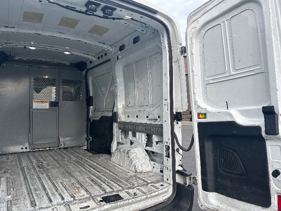 Cargo Van (Panel Van)-Light and Medium Duty Trucks-Ford-2020-Transit 250-Las Vegas-NV-177,370\n\t\tmiles-$ 21,000 - Image 11