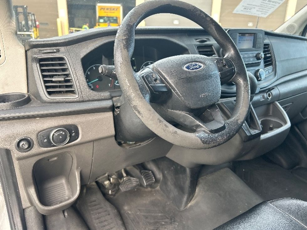 Cargo Van (Panel Van)-Light and Medium Duty Trucks-Ford-2020-Transit 250-Las Vegas-NV-177,370\n\t\tmiles-$ 21,000 - Image 16