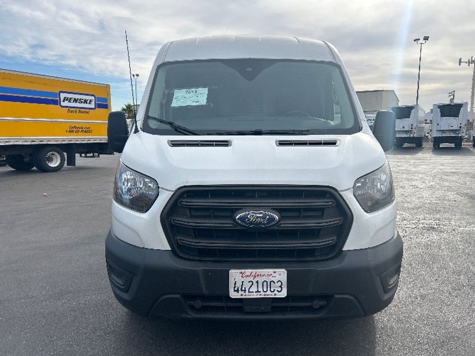 Cargo Van (Panel Van)-Light and Medium Duty Trucks-Ford-2020-Transit 250-Las Vegas-NV-177,370\n\t\tmiles-$ 21,000 - Image 2