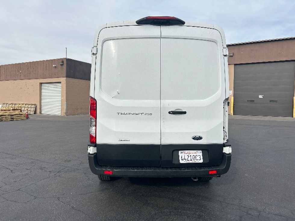Cargo Van (Panel Van)-Light and Medium Duty Trucks-Ford-2020-Transit 250-Las Vegas-NV-177,370\n\t\tmiles-$ 21,000 - Image 7