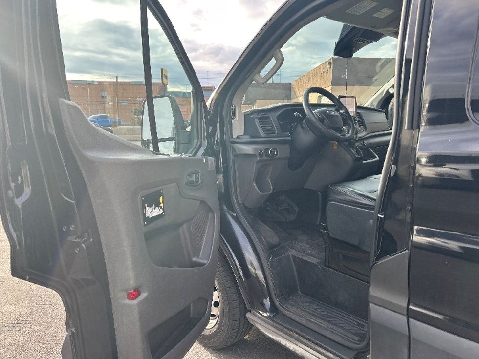 Cargo Van (Panel Van)-Light and Medium Duty Trucks-Ford-2020-Transit 250-Las Vegas-NV-45,141\n\t\tmiles-$ 28,500 - Image 15