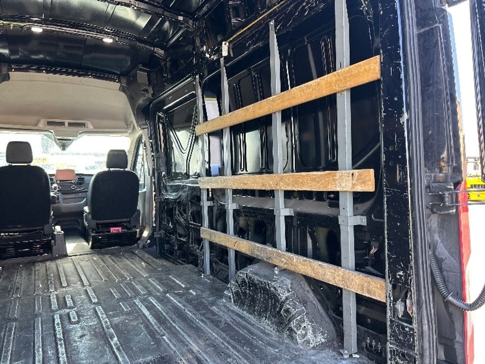 Cargo Van (Panel Van)-Light and Medium Duty Trucks-Ford-2020-Transit 250-Las Vegas-NV-52,602\n\t\tmiles-$ 31,750 - Image 11