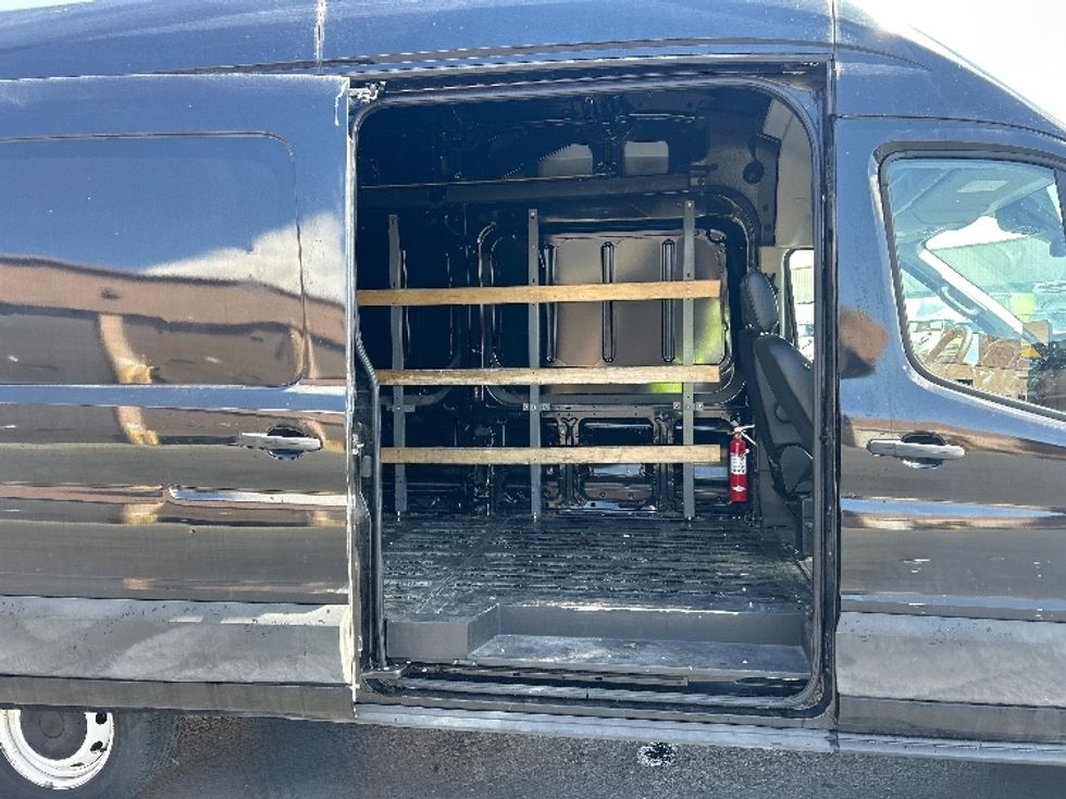Cargo Van (Panel Van)-Light and Medium Duty Trucks-Ford-2020-Transit 250-Las Vegas-NV-52,602\n\t\tmiles-$ 31,750 - Image 24