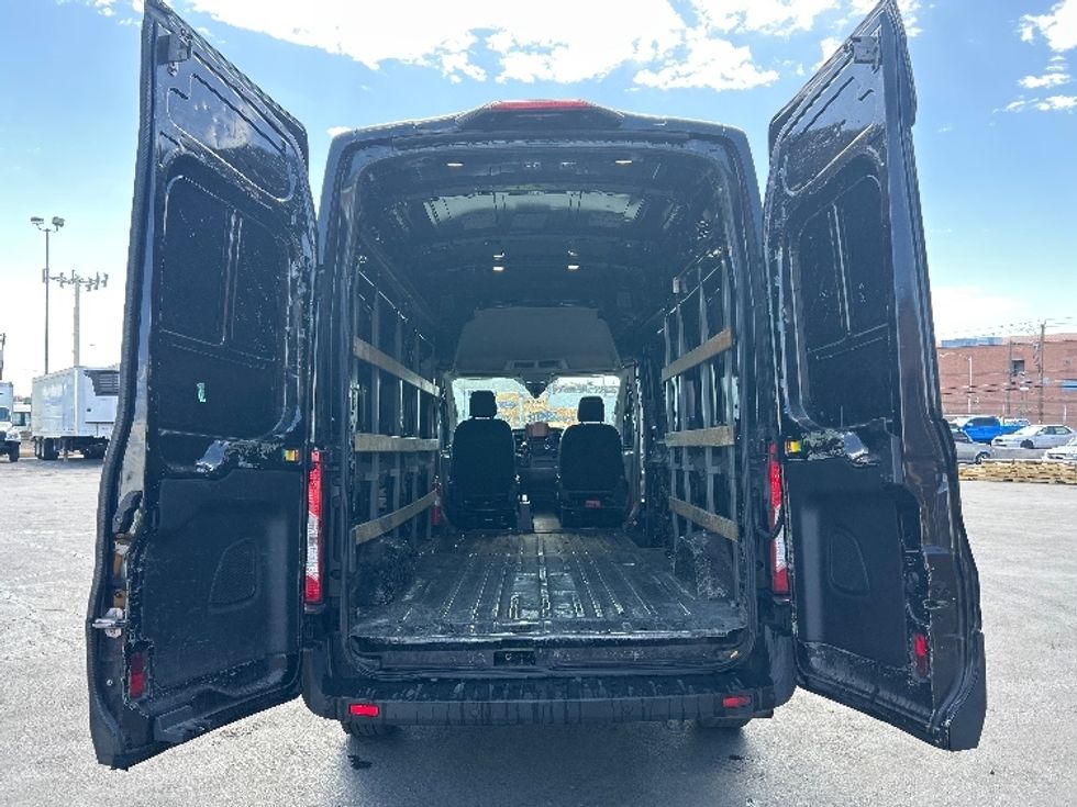 Cargo Van (Panel Van)-Light and Medium Duty Trucks-Ford-2020-Transit 250-Las Vegas-NV-52,602\n\t\tmiles-$ 31,750 - Image 8