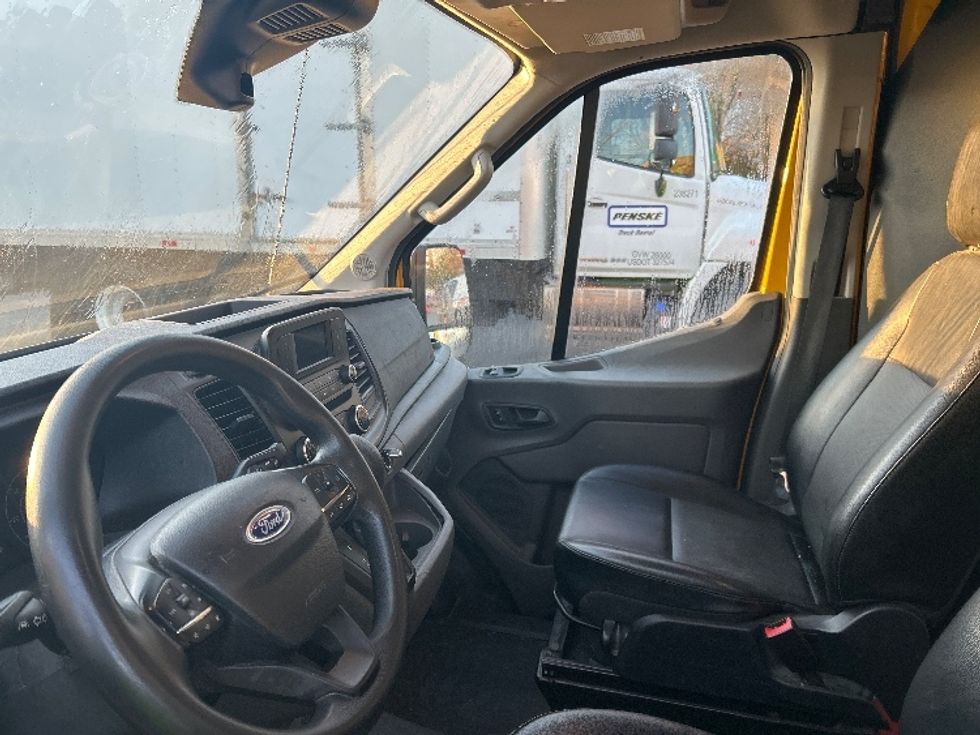 Cargo Van (Panel Van)-Light and Medium Duty Trucks-Ford-2020-Transit 250-Lithia Springs-GA-142,448\n\t\tmiles-$ 22,250 - Image 17