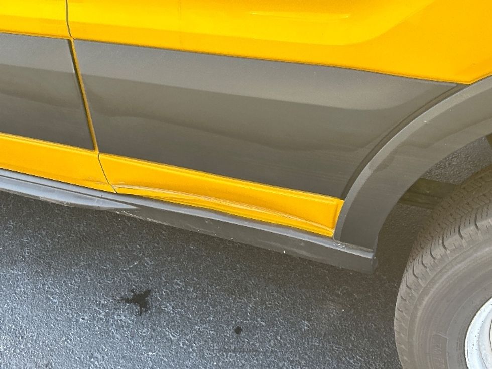 Cargo Van (Panel Van)-Light and Medium Duty Trucks-Ford-2020-Transit 250-Lithia Springs-GA-142,448\n\t\tmiles-$ 22,250 - Image 26