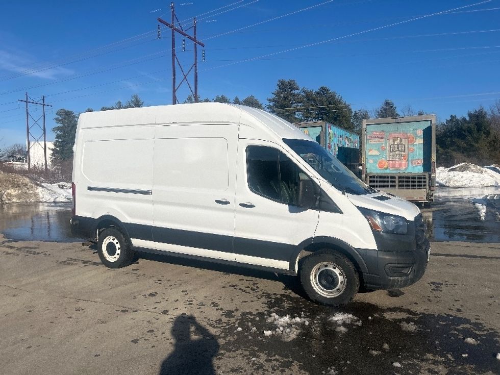 Cargo Van (Panel Van)-Light and Medium Duty Trucks-Ford-2020-Transit 250-Londonderry-NH-167,973\n\t\tmiles-$ 22,250 - Image 15