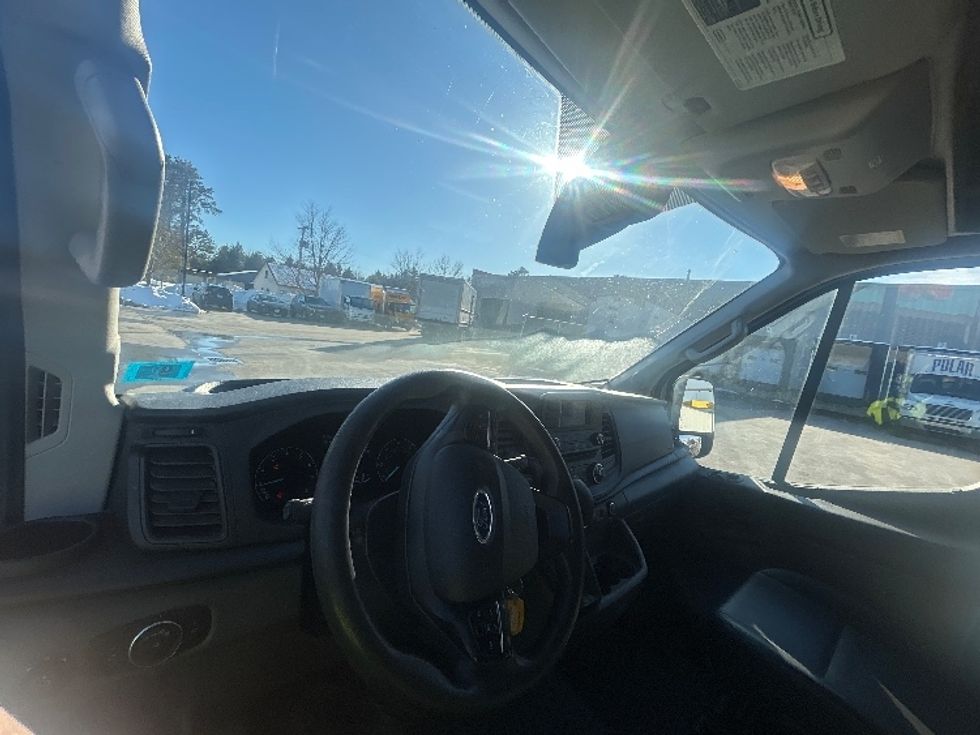 Cargo Van (Panel Van)-Light and Medium Duty Trucks-Ford-2020-Transit 250-Londonderry-NH-167,973\n\t\tmiles-$ 22,250 - Image 17