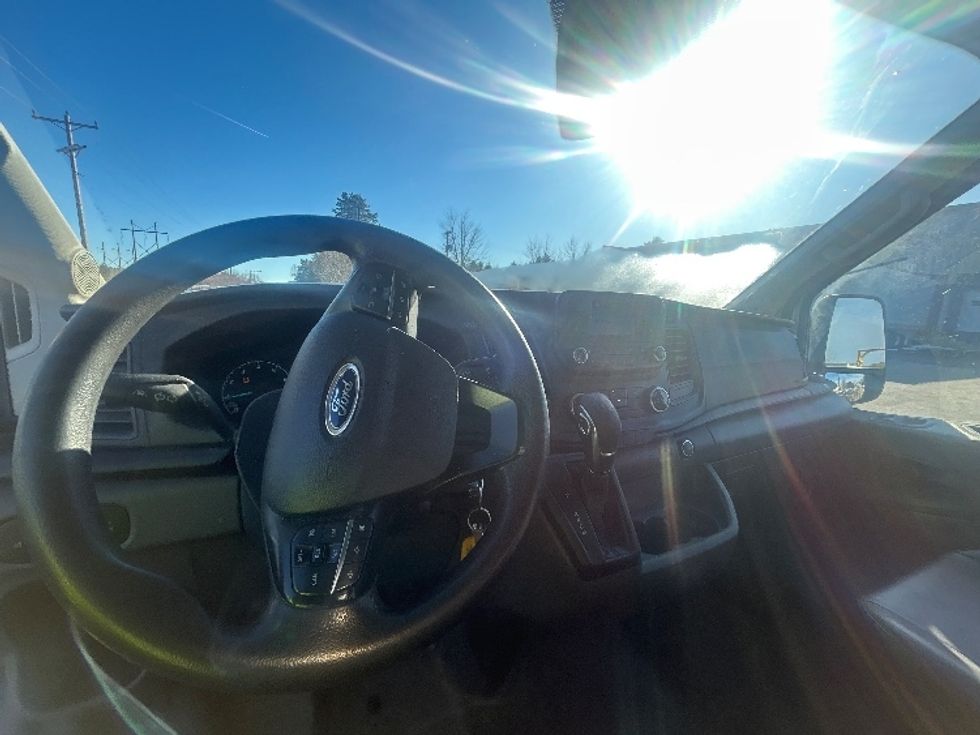 Cargo Van (Panel Van)-Light and Medium Duty Trucks-Ford-2020-Transit 250-Londonderry-NH-167,973\n\t\tmiles-$ 22,250 - Image 18