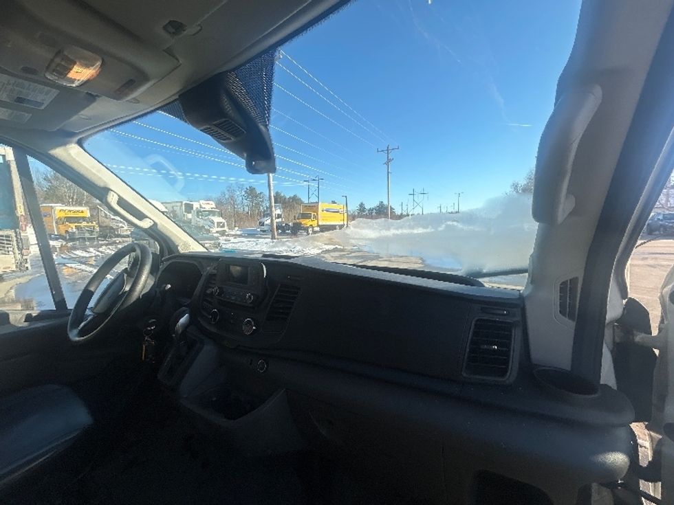 Cargo Van (Panel Van)-Light and Medium Duty Trucks-Ford-2020-Transit 250-Londonderry-NH-167,973\n\t\tmiles-$ 22,250 - Image 21