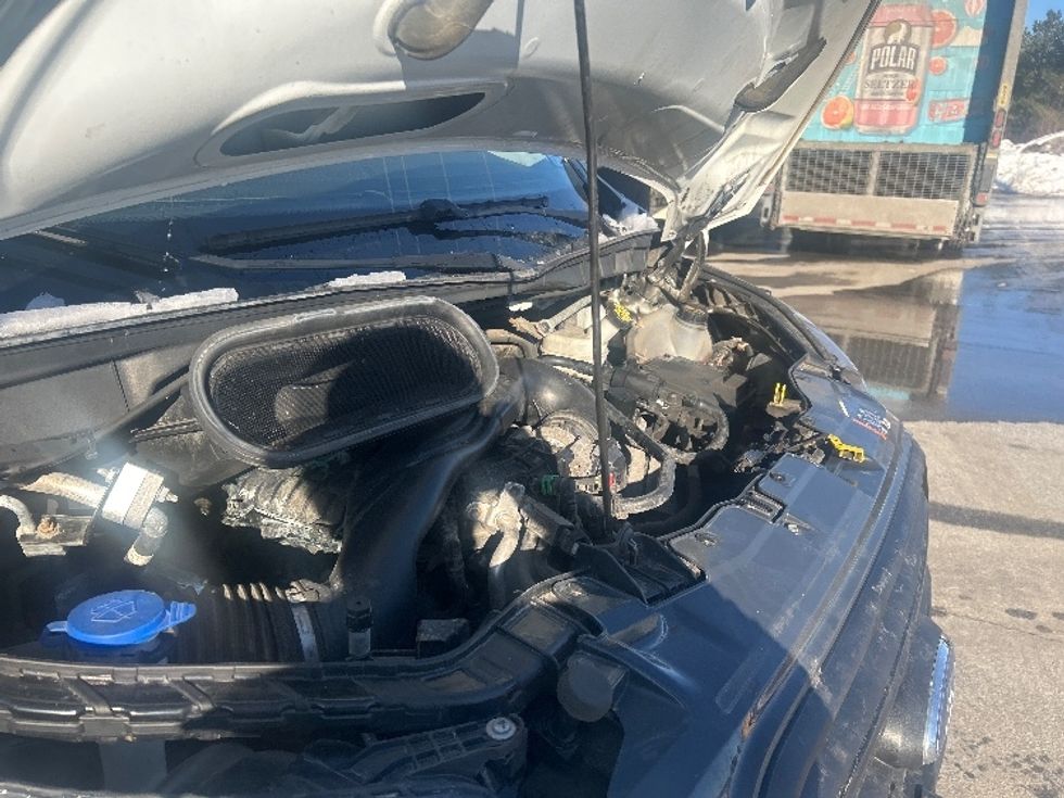 Cargo Van (Panel Van)-Light and Medium Duty Trucks-Ford-2020-Transit 250-Londonderry-NH-167,973\n\t\tmiles-$ 22,250 - Image 23