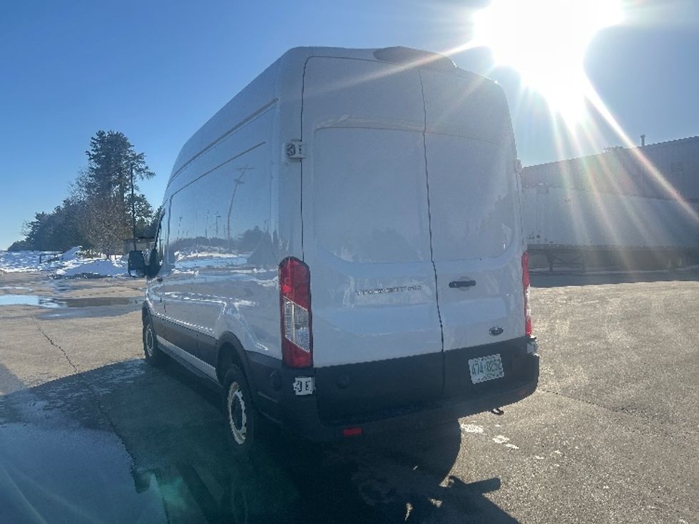 Cargo Van (Panel Van)-Light and Medium Duty Trucks-Ford-2020-Transit 250-Londonderry-NH-167,973\n\t\tmiles-$ 22,250 - Image 6