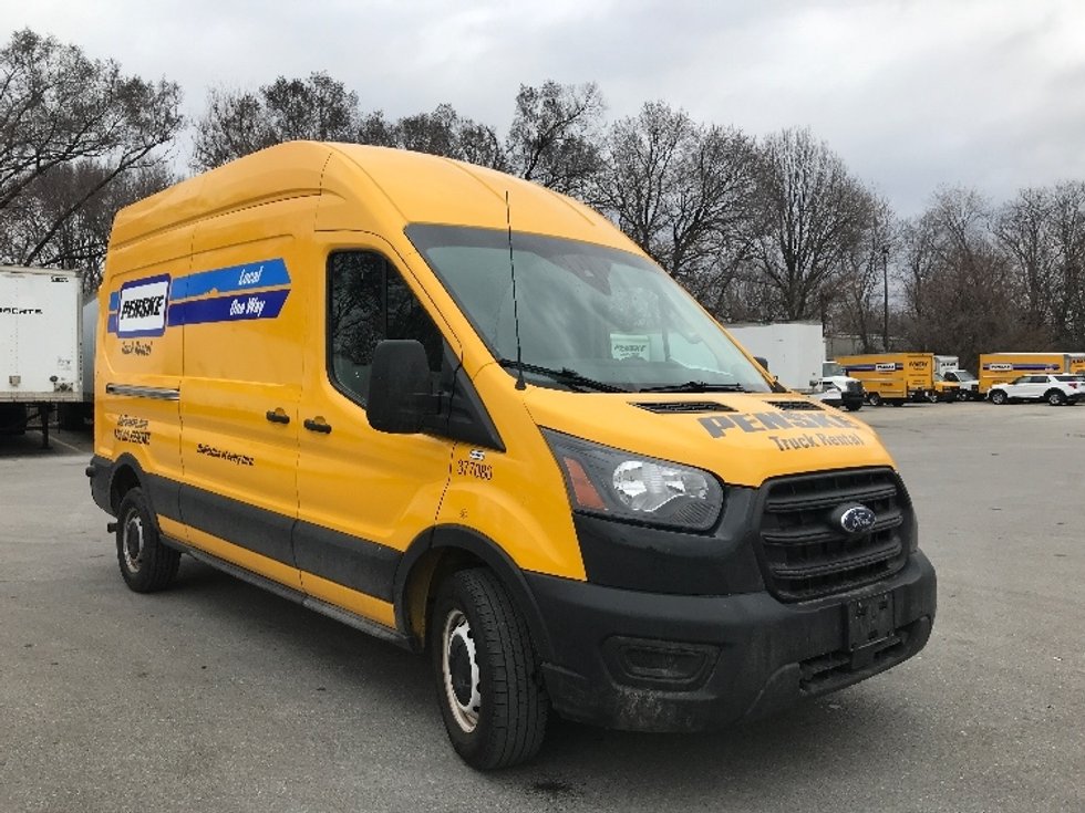 Used Cargo Vans for Sale in KY Penske Used Trucks