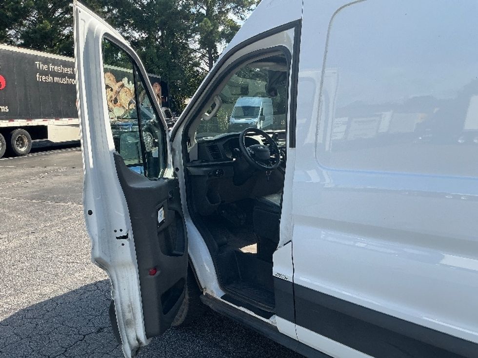 Cargo Van (Panel Van)-Light and Medium Duty Trucks-Ford-2020-Transit 250-Mebane-NC-123,413\n\t\tmiles-$ 27,500 - Image 15
