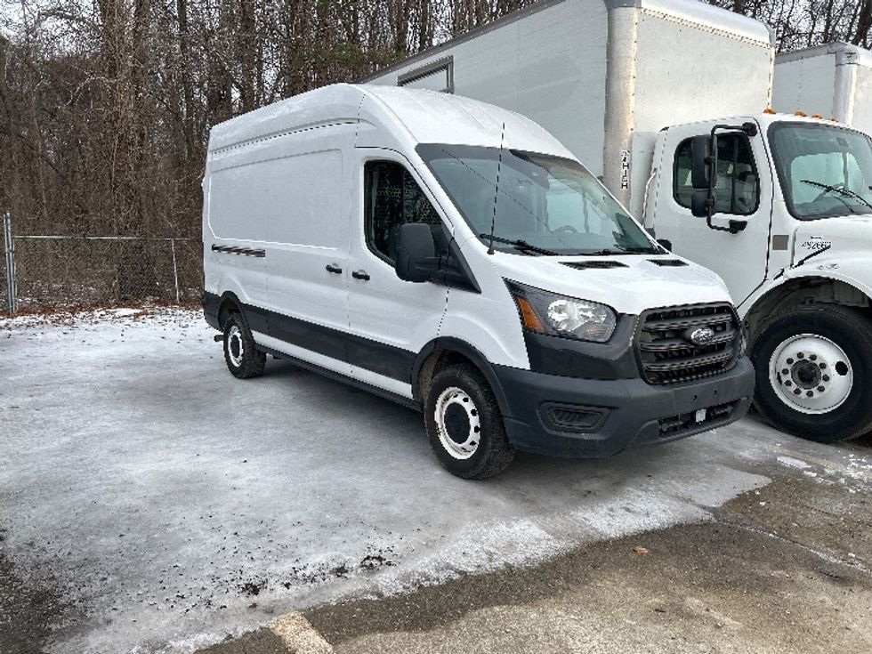 Cargo Van (Panel Van)-Light and Medium Duty Trucks-Ford-2020-Transit 250-Mebane-NC-152,209\n\t\tmiles-$ 25,500 - Image 1