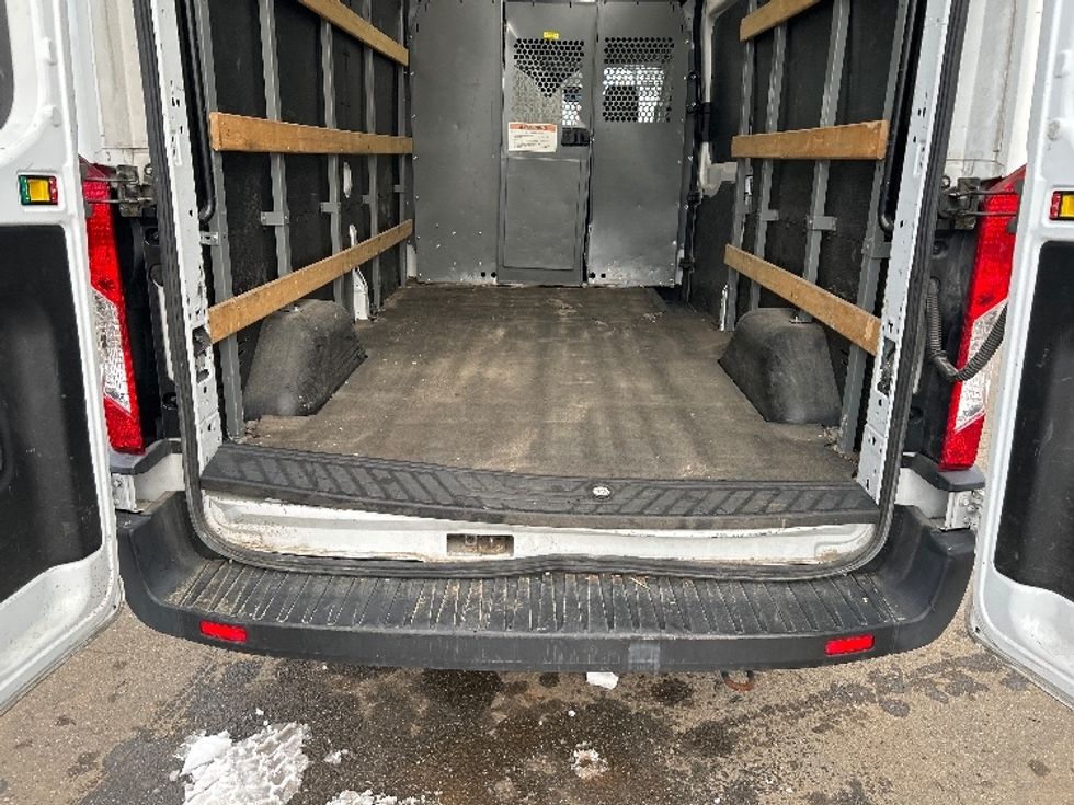 Cargo Van (Panel Van)-Light and Medium Duty Trucks-Ford-2020-Transit 250-Mebane-NC-152,209\n\t\tmiles-$ 25,500 - Image 10