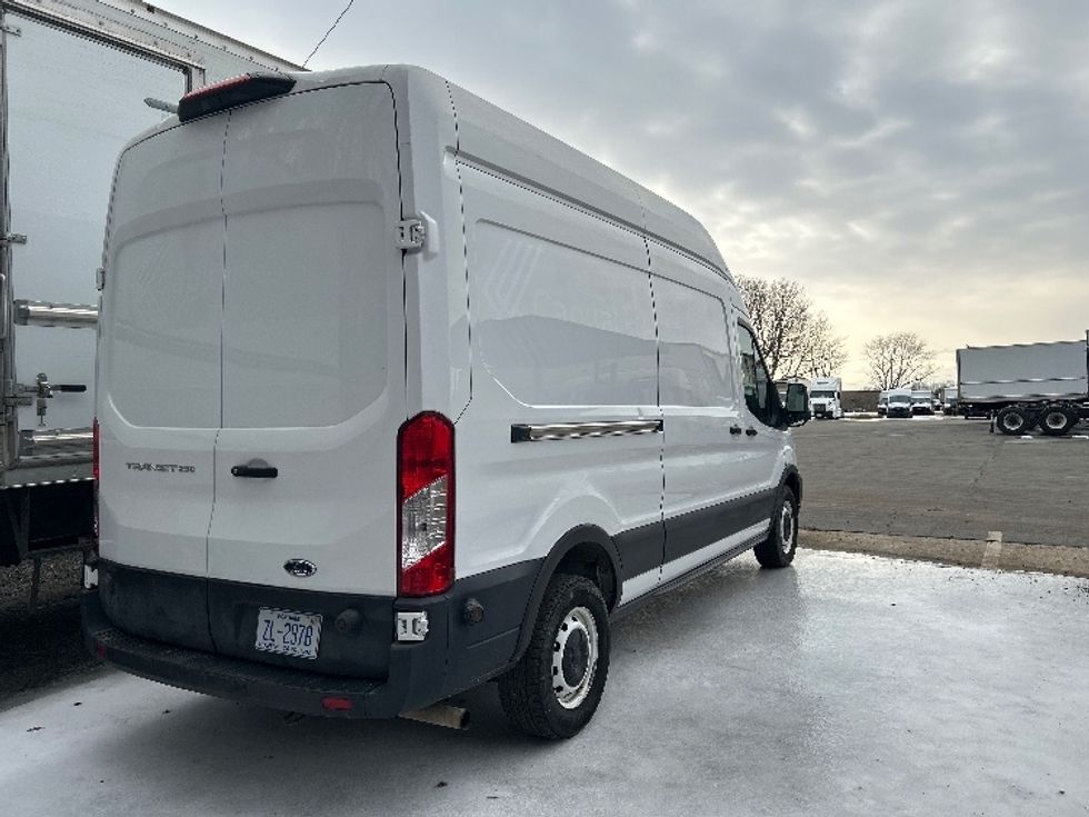 Cargo Van (Panel Van)-Light and Medium Duty Trucks-Ford-2020-Transit 250-Mebane-NC-152,209\n\t\tmiles-$ 25,500 - Image 13