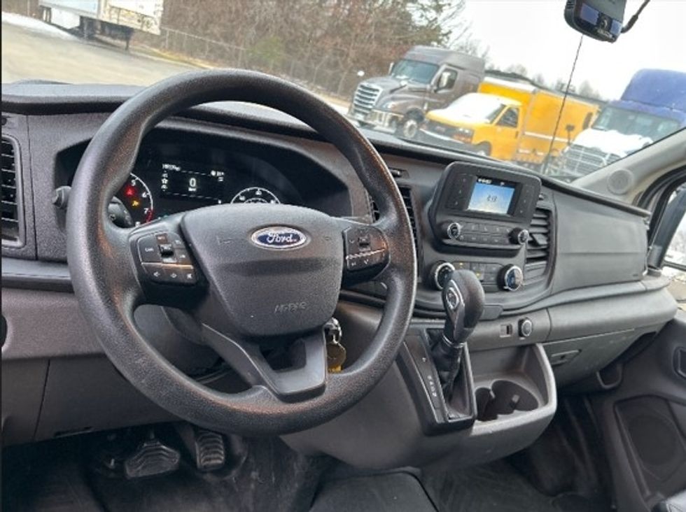 Cargo Van (Panel Van)-Light and Medium Duty Trucks-Ford-2020-Transit 250-Mebane-NC-152,209\n\t\tmiles-$ 25,500 - Image 17