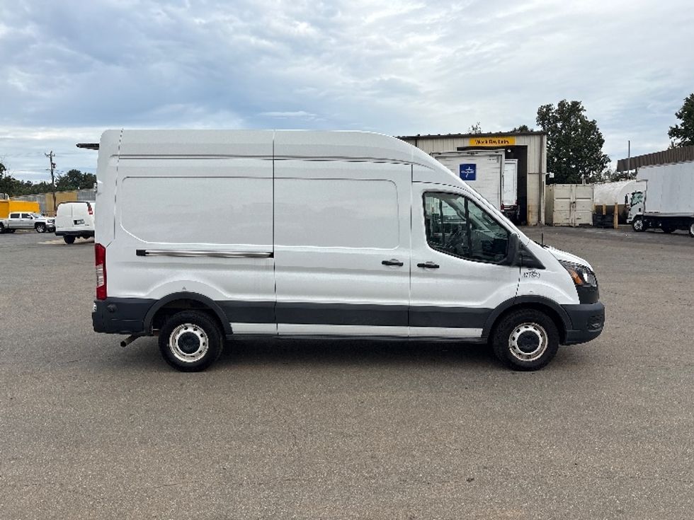 2020 Ford Transit photo 9