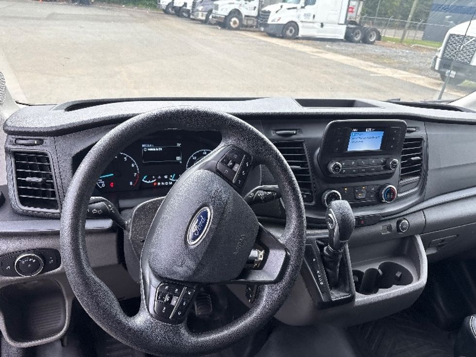 2020 Ford Transit photo 12