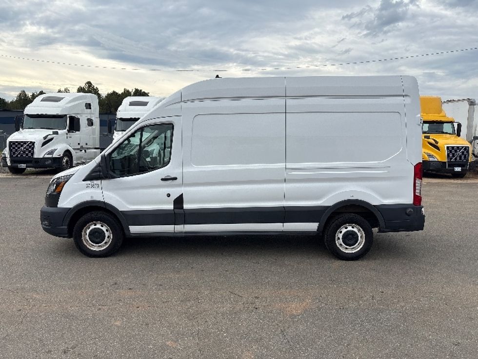 2020 Ford Transit photo 3