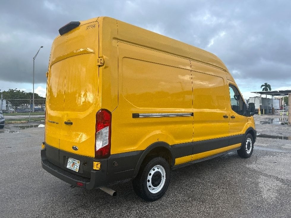 Cargo Van (Panel Van)-Light and Medium Duty Trucks-Ford-2020-Transit 250-Medley-FL-141,740\n\t\tmiles-$ 23,250 - Image 11