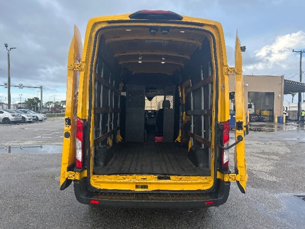 Cargo Van (Panel Van)-Light and Medium Duty Trucks-Ford-2020-Transit 250-Medley-FL-141,740\n\t\tmiles-$ 23,250 - Image 7