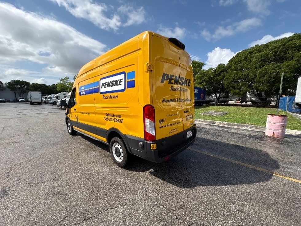 Cargo Van (Panel Van)-Light and Medium Duty Trucks-Ford-2020-Transit 250-Medley-FL-64,111\n\t\tmiles-$ 30,500 - Image 5