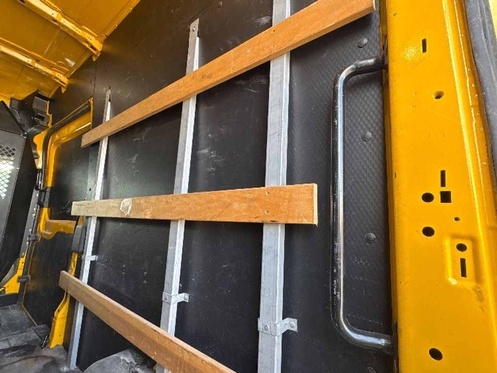 Cargo Van (Panel Van)-Light and Medium Duty Trucks-Ford-2020-Transit 250-Medley-FL-64,111\n\t\tmiles-$ 30,500 - Image 9