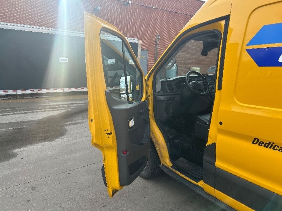 Cargo Van (Panel Van)-Light and Medium Duty Trucks-Ford-2020-Transit 250-Middlefield-OH-76,069\n\t\tmiles-$ 29,750 - Image 12