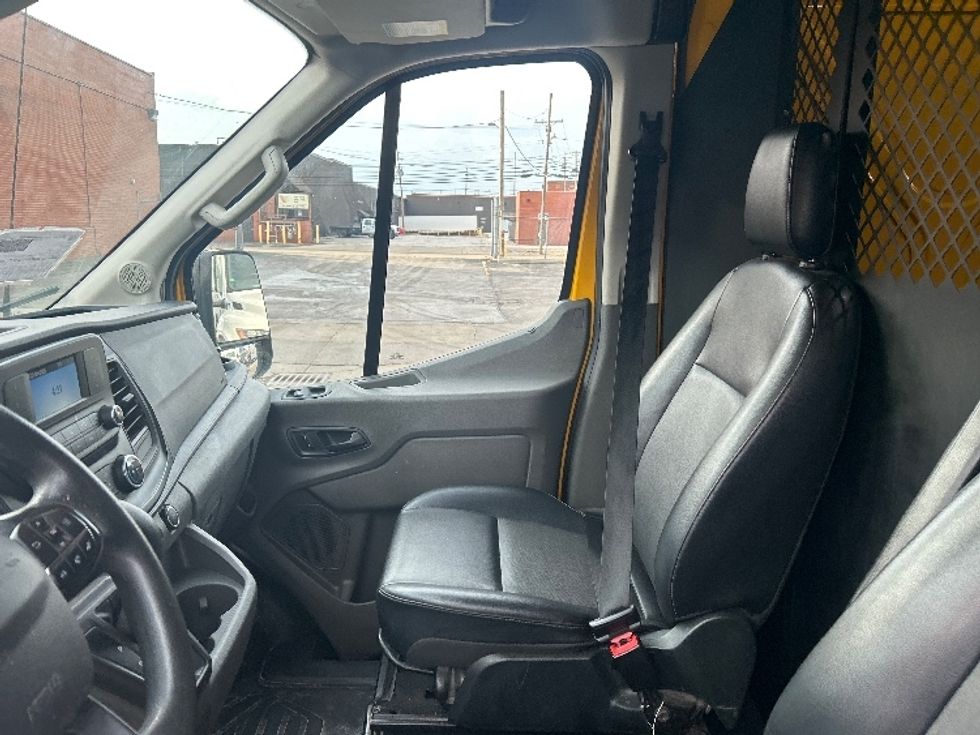 Cargo Van (Panel Van)-Light and Medium Duty Trucks-Ford-2020-Transit 250-Middlefield-OH-76,069\n\t\tmiles-$ 29,750 - Image 15