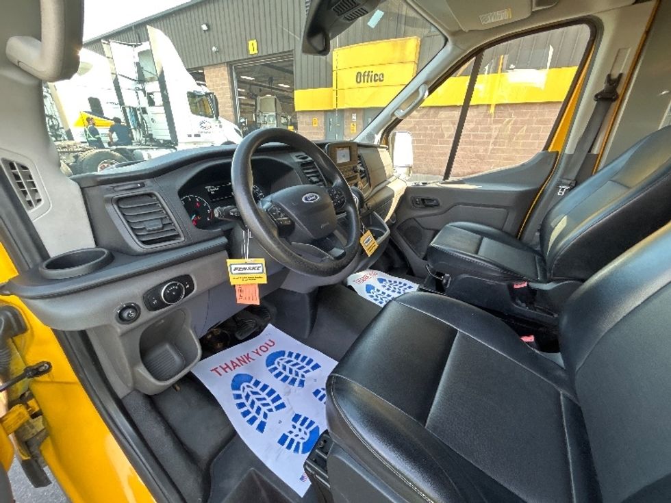 Cargo Van (Panel Van)-Light and Medium Duty Trucks-Ford-2020-Transit 250-Mississauga-ON-106,175\n\t\tkm-$ 37,750 - Image 14