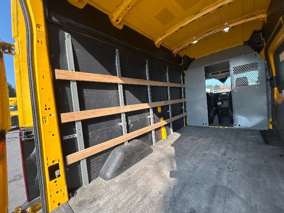 Cargo Van (Panel Van)-Light and Medium Duty Trucks-Ford-2020-Transit 250-Mississauga-ON-106,175\n\t\tkm-$ 37,750 - Image 9