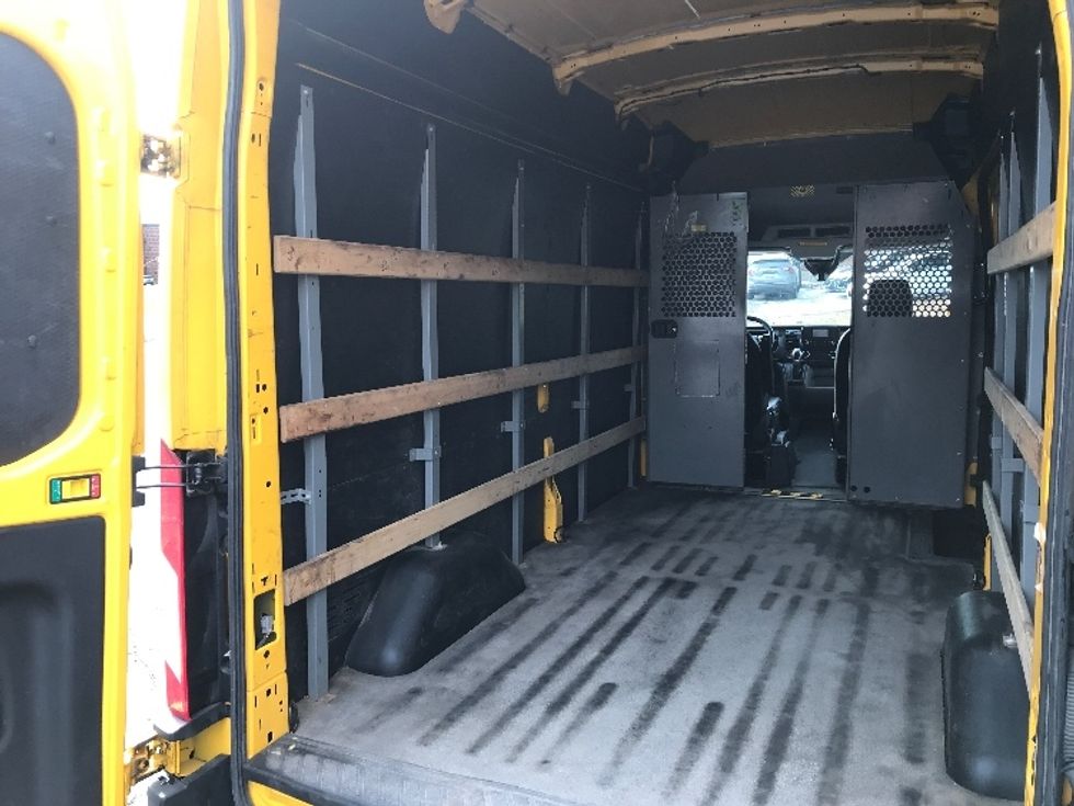 Cargo Van (Panel Van)-Light and Medium Duty Trucks-Ford-2020-Transit 250-Mississauga-ON-119,702\n\t\tkm-$ 36,750 - Image 11